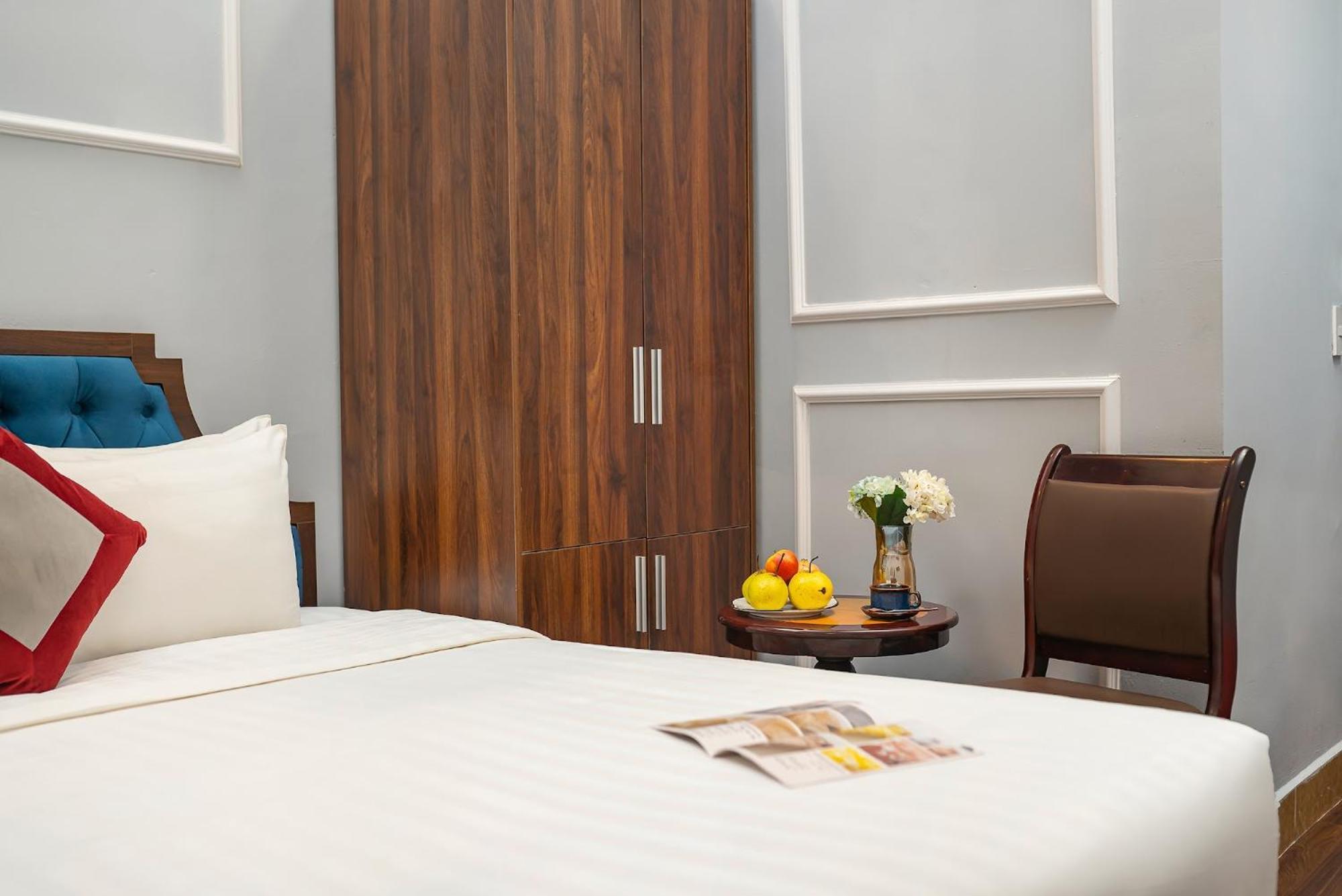 La Renta Premier Hotel & Spa ハノイ市 エクステリア 写真