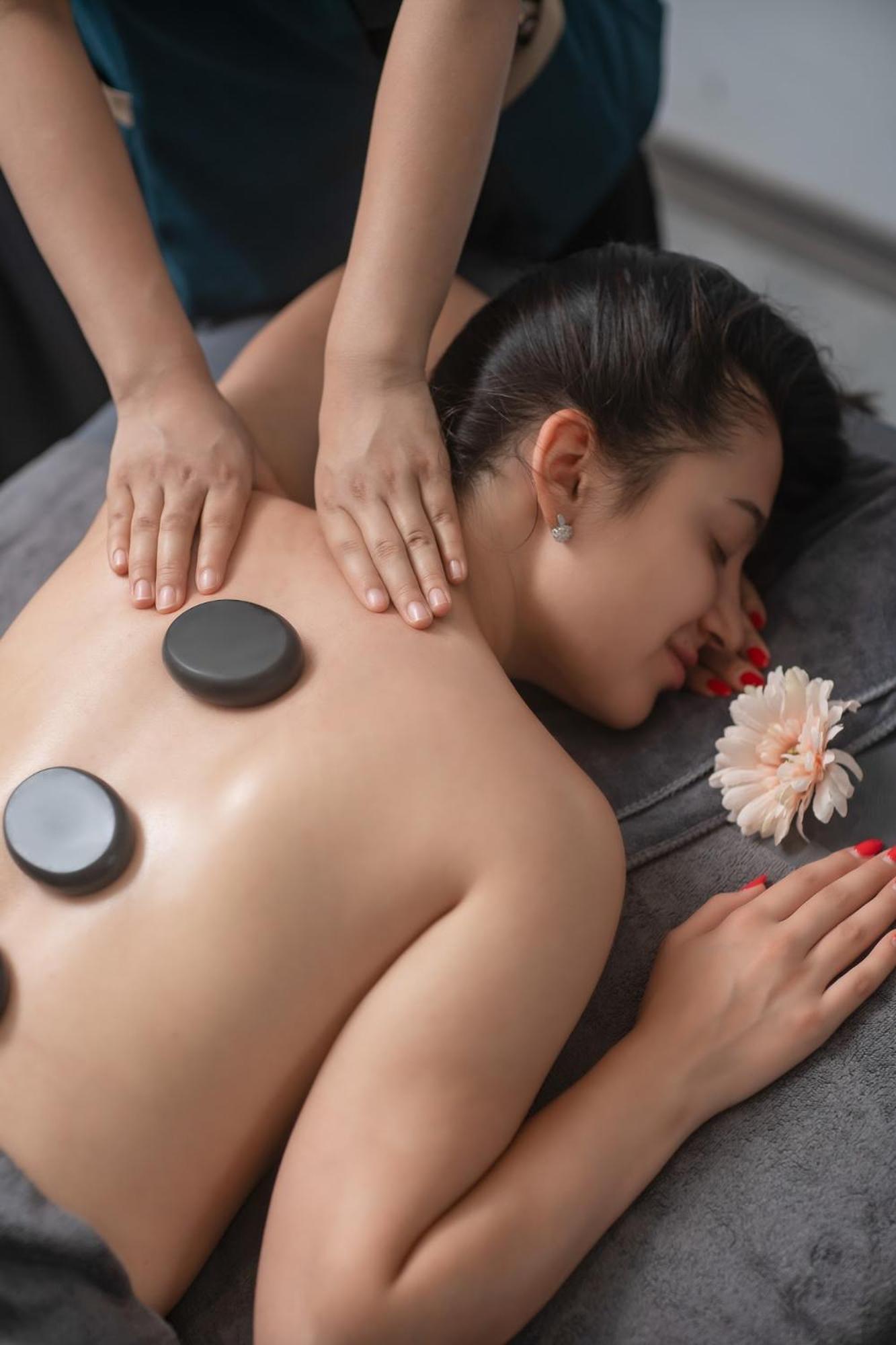 La Renta Premier Hotel & Spa ハノイ市 エクステリア 写真