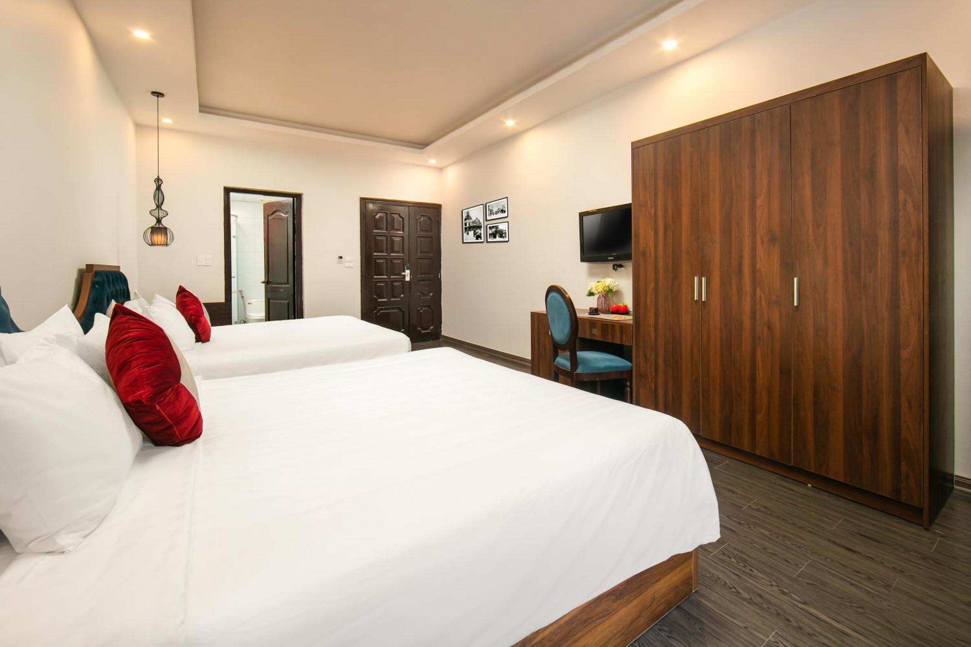 La Renta Premier Hotel & Spa ハノイ市 エクステリア 写真