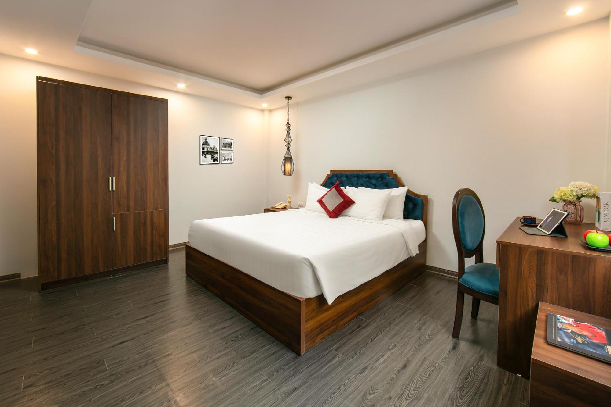 La Renta Premier Hotel & Spa ハノイ市 エクステリア 写真